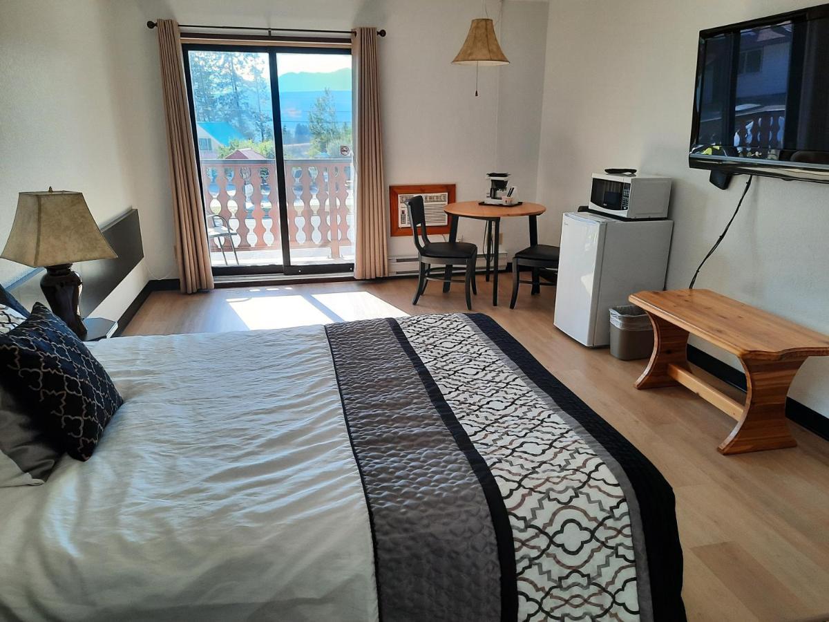 Alpen Motel Radium Hot Springs Eksteriør billede