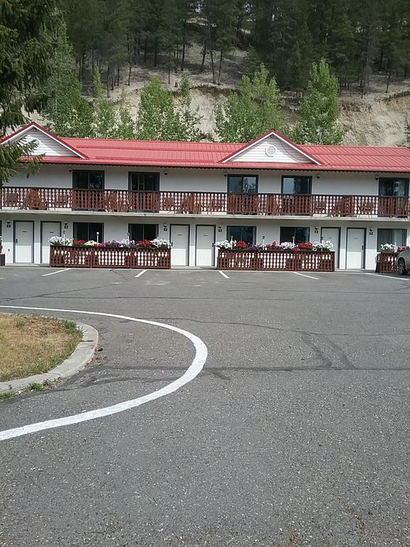 Alpen Motel Radium Hot Springs Eksteriør billede