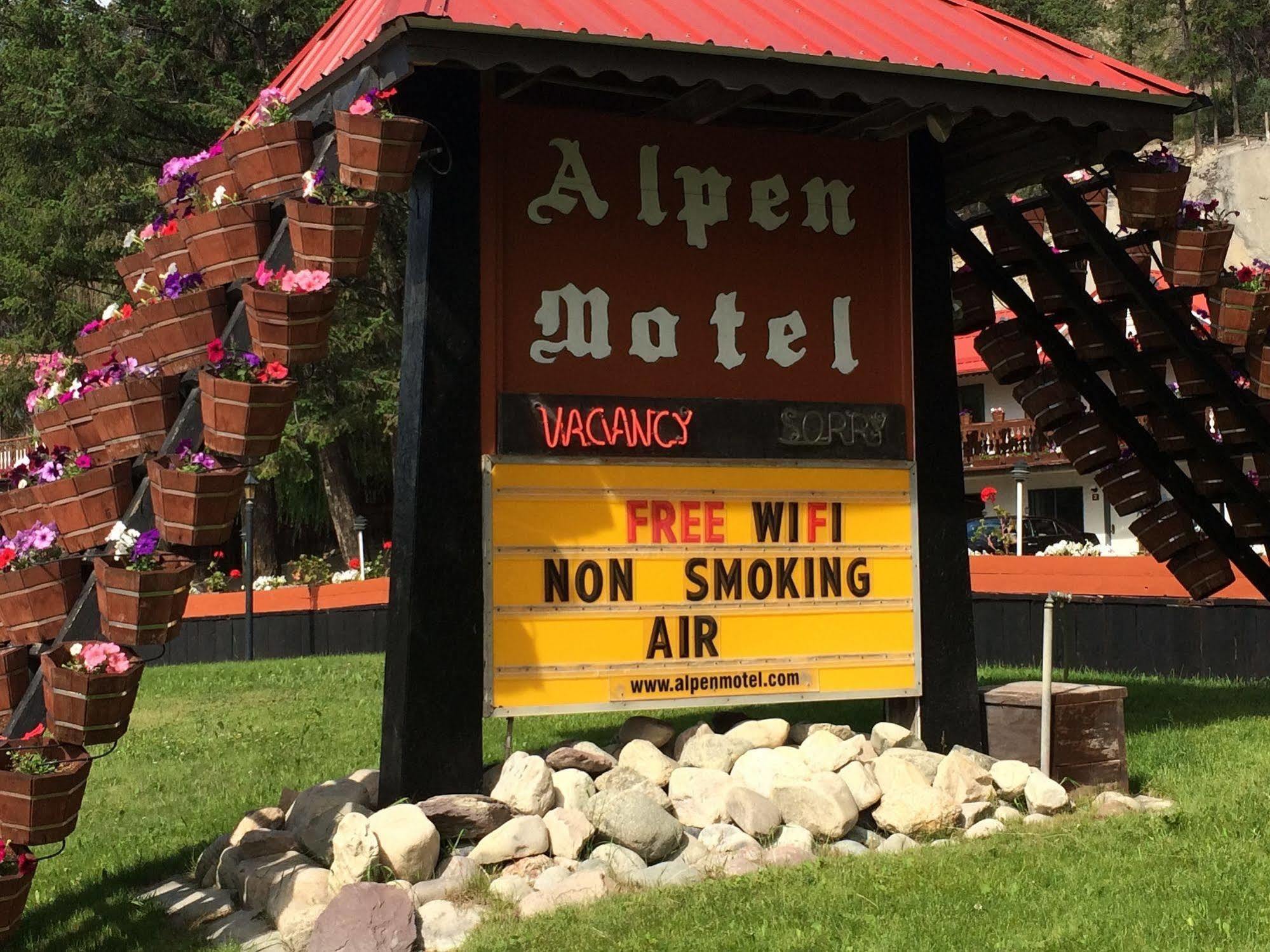 Alpen Motel Radium Hot Springs Eksteriør billede