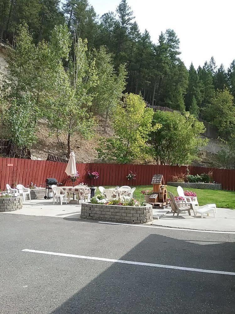 Alpen Motel Radium Hot Springs Eksteriør billede