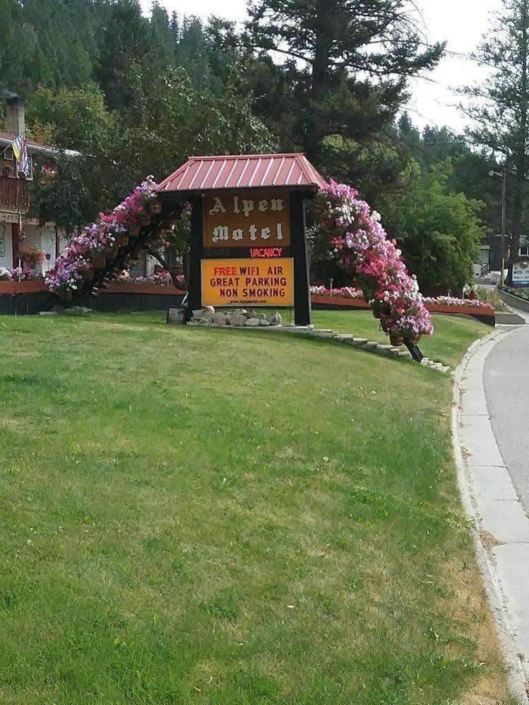 Alpen Motel Radium Hot Springs Eksteriør billede
